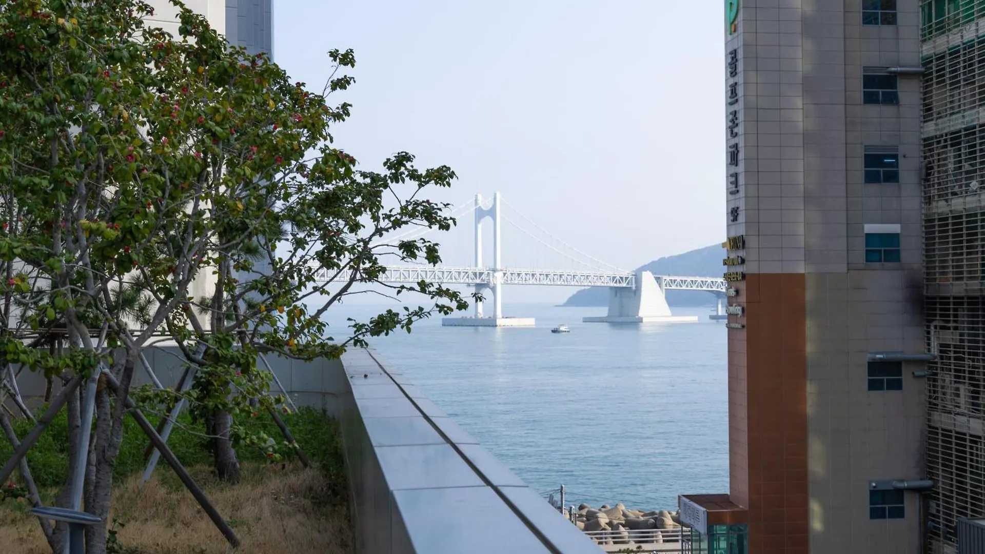 Apartment Gwangan Antique Summer Accommodations The Ocean Busan