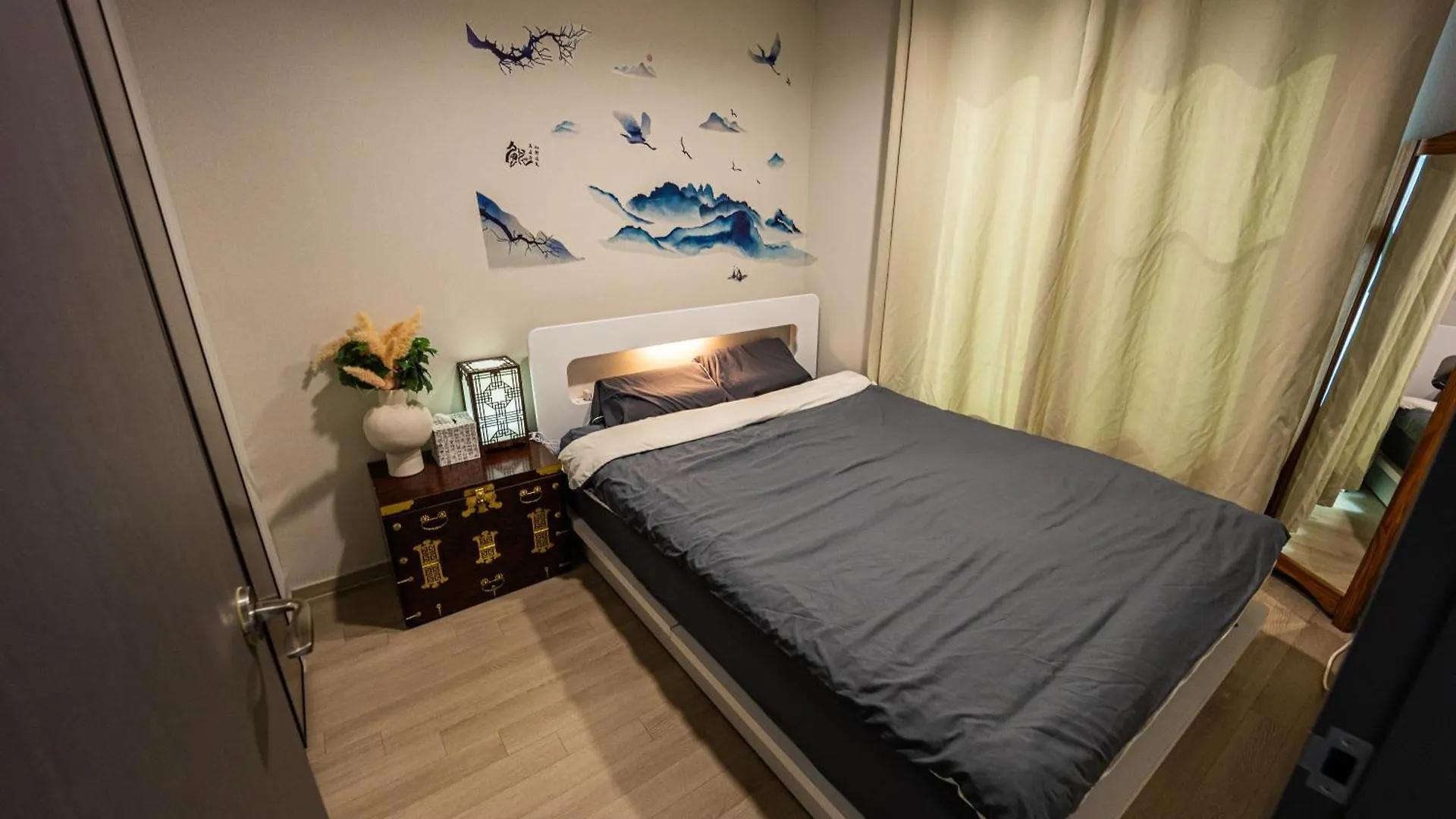 Apartment Gwangan Antique Summer Accommodations The Ocean Busan