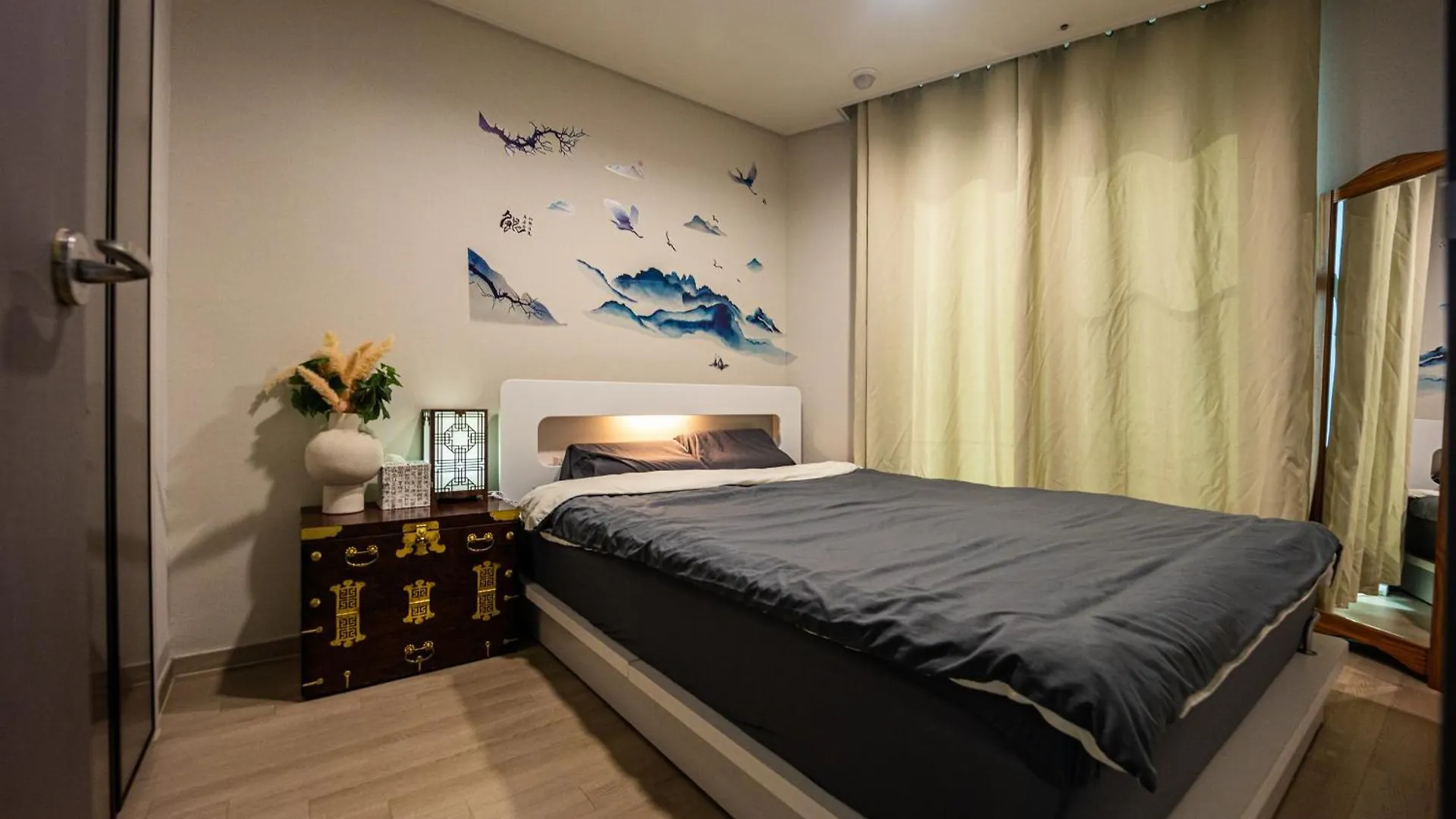 Gwangan Antique Summer Accommodations The Ocean Busan 0*,