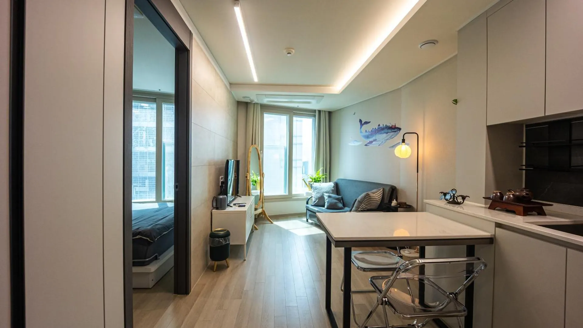 Gwangan Antique Summer Accommodations The Ocean Busan South Korea